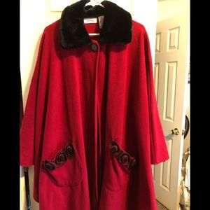 Cape. One size. Red